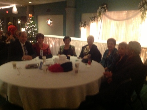 ./Gallery/XmasAdult12-15-12/2012 DIAC XMAS 011.jpg
